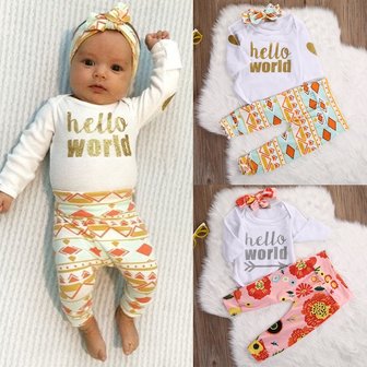 Babykleding sets 3 dlg  "Hello world" mt.50/56
