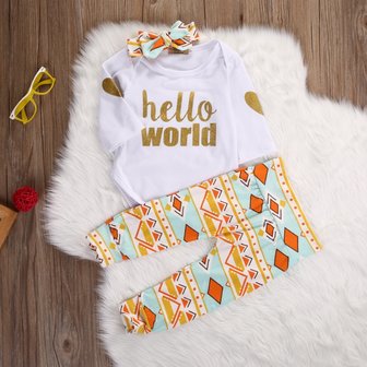 Babykleding sets 3 dlg  "Hello world" mt.50/56